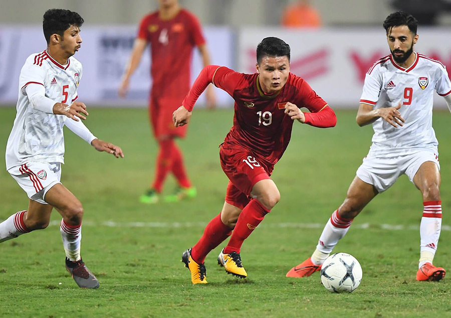 2 tờ báo Anh quốc dự đoán Việt Nam thắng UAE - Bóng Đá