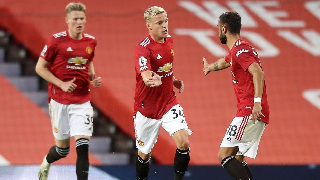 Van de Beek cần được trao cơ hội.