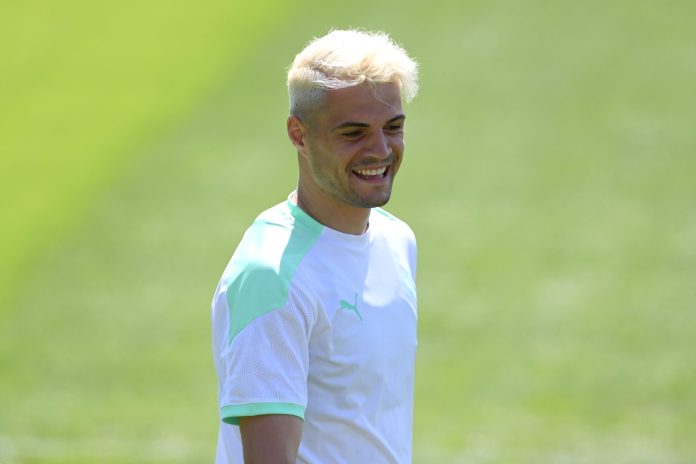Ảnh bài viết Liverpool định gây sốc với Granit Xhaka của Arsenal
