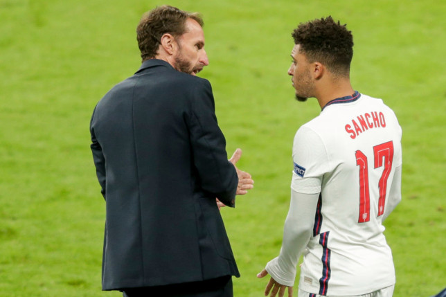 England boss Gareth Southgate explains decision to start Jadon Sancho vs Ukraine - Bóng Đá