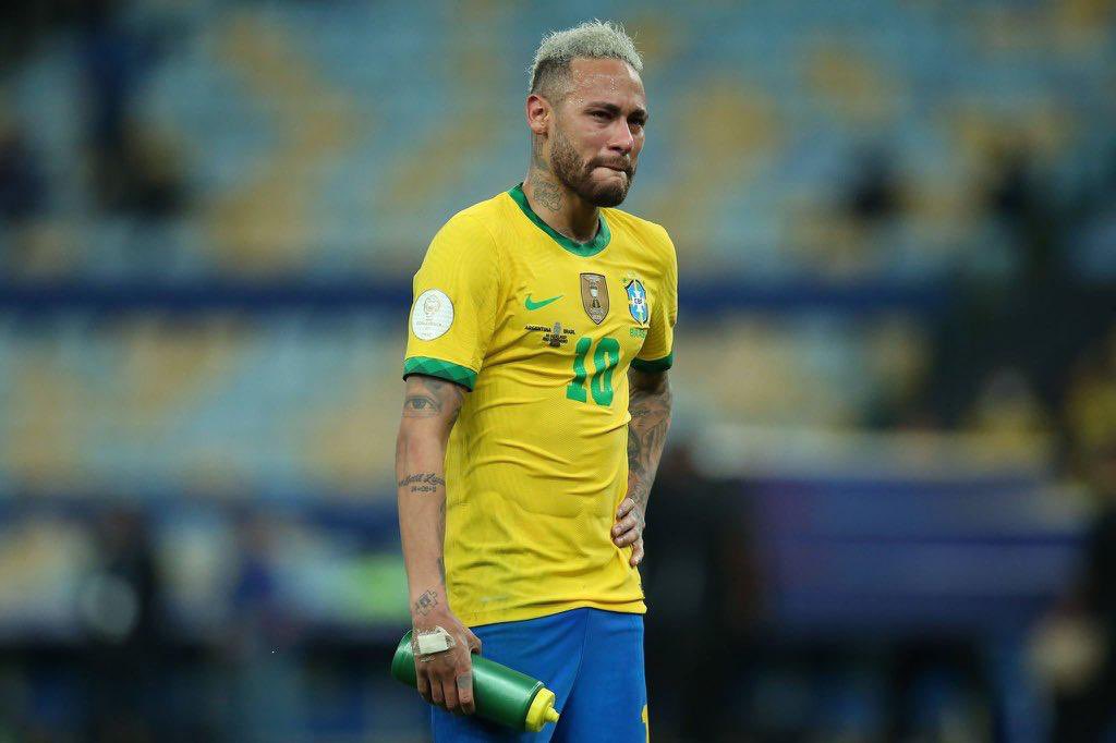 Neymar gây choáng, bật khóc nức nở rồi lại cười toe toét - Bóng Đá