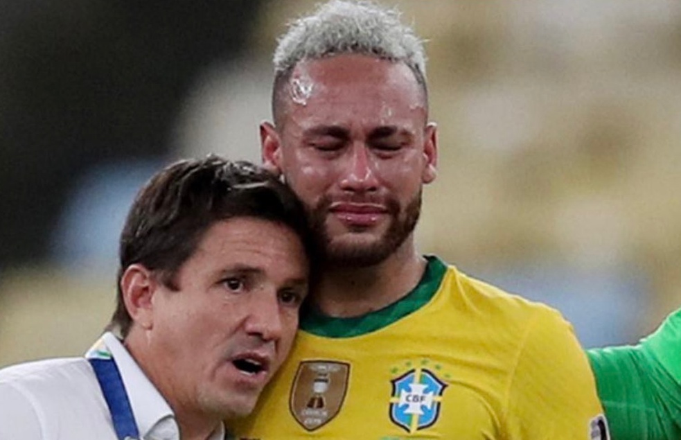 Neymar gây choáng, bật khóc nức nở rồi cười toe toét bên Messi - Bóng Đá