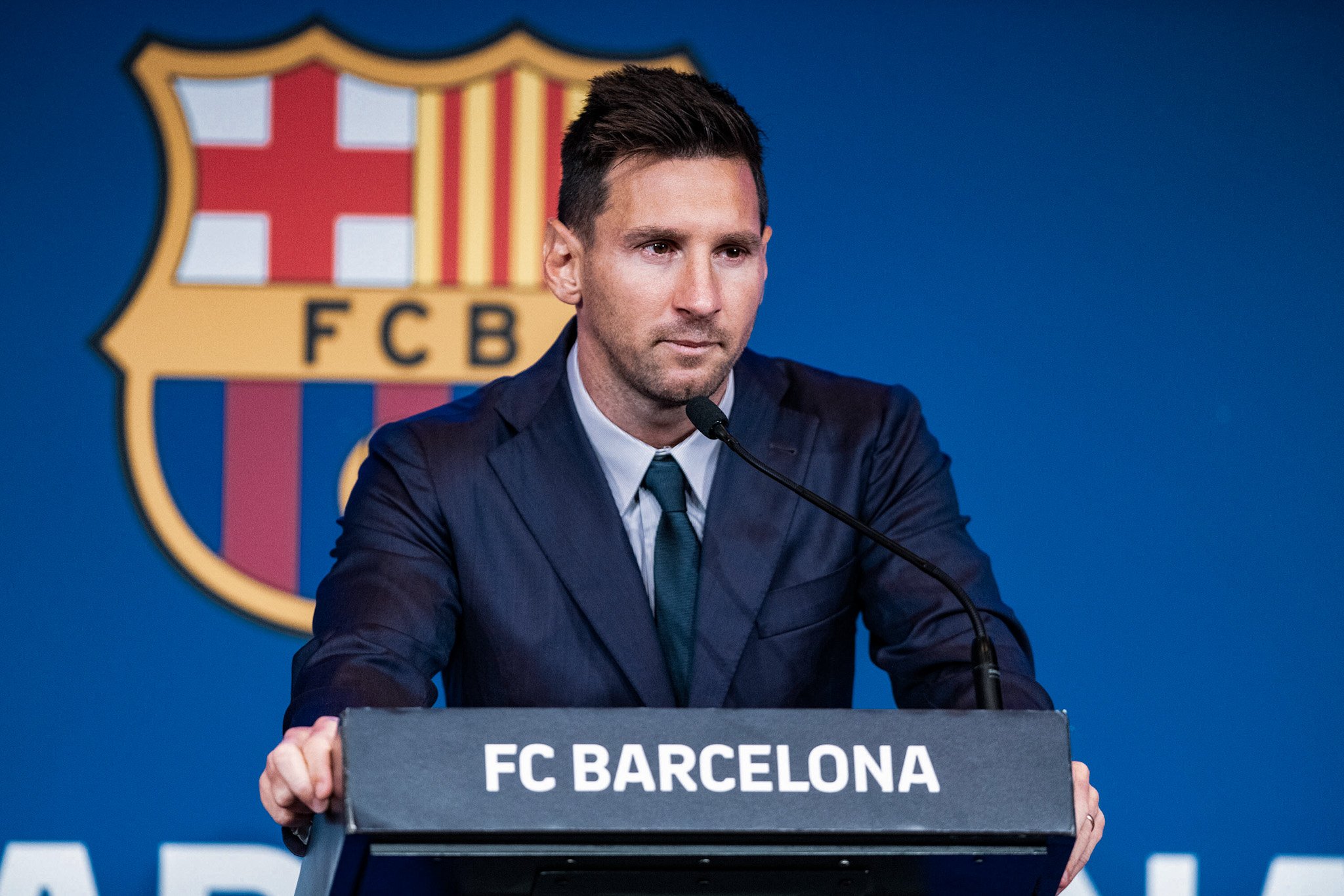 PSG trải thảm đỏ đón Messi hoành tráng - Bóng Đá