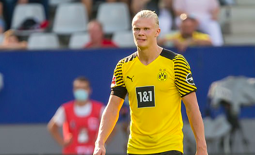 Erling Haaland could reportedly leave Borussia Dortmund as soon as January, with his release clause potentially being moved forward.  - Bóng Đá