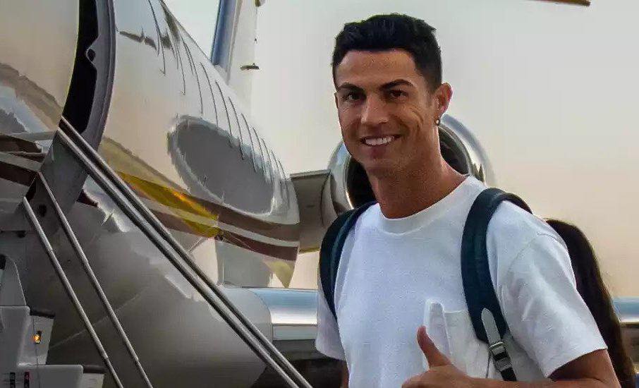 Hình ảnh đầu tiên của Ronaldo ở Man Utd - Bóng Đá