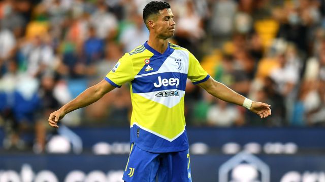 Patrice Evra claims Ronaldo left Juventus because they made him a 'scapegoat' - Bóng Đá