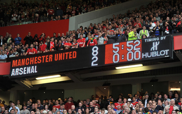 10 khoảnh khắc đáng nhớ nhất Premier League 10 năm qua: Cú sốc của Arsenal - Bóng Đá