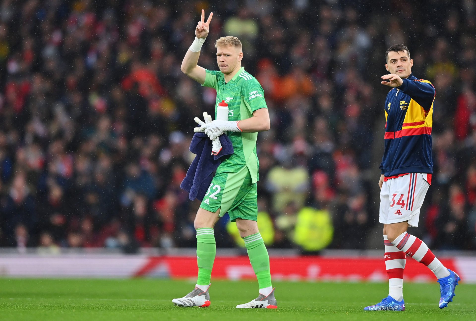 'Incredible': Alan Shearer lauds Aaron Ramsdale as Arsenal see off Southampton - Bóng Đá