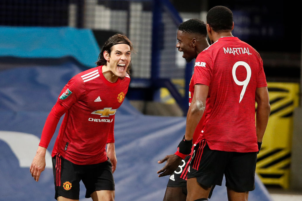 Man Utd sai lầm với quyết định dành cho Cavani? - Bóng Đá