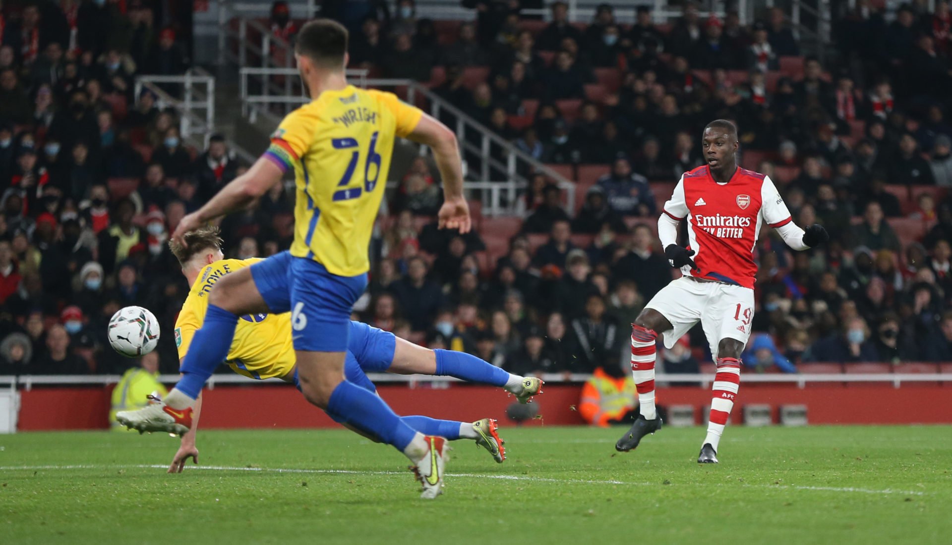 Arsenal fans discuss Nicolas Pepe display against Sunderland - Bóng Đá