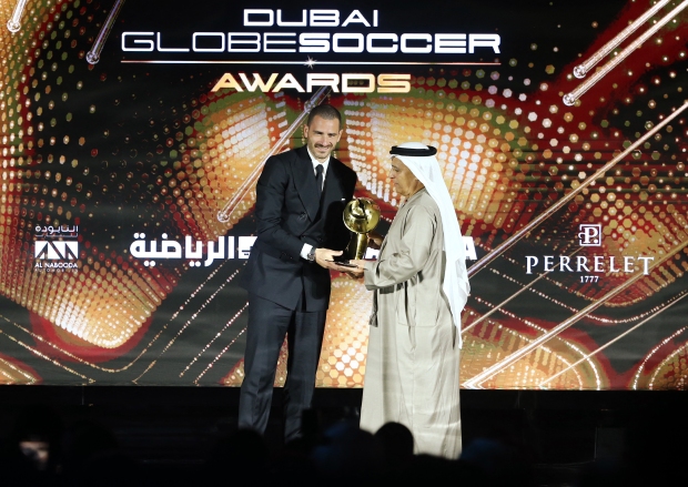 Dàn sao đổ bộ QBV Dubai, Ronaldo lại được vinh danh - Bóng Đá