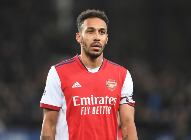 Pierre-Emerick Aubameyang left out of Arsenal’s squad for Dubai training camp - Bóng Đá
