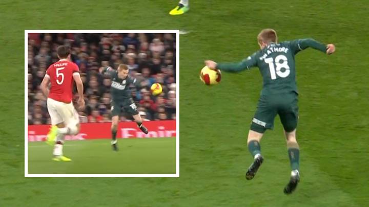 The new law recognizes Boro's goal against MU as valid even though the ball is in hand - Football