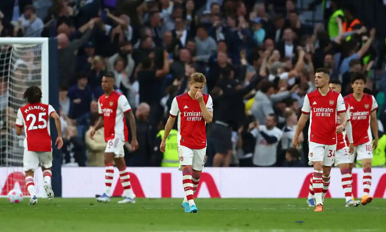 Arsenal không thể vực dậy.