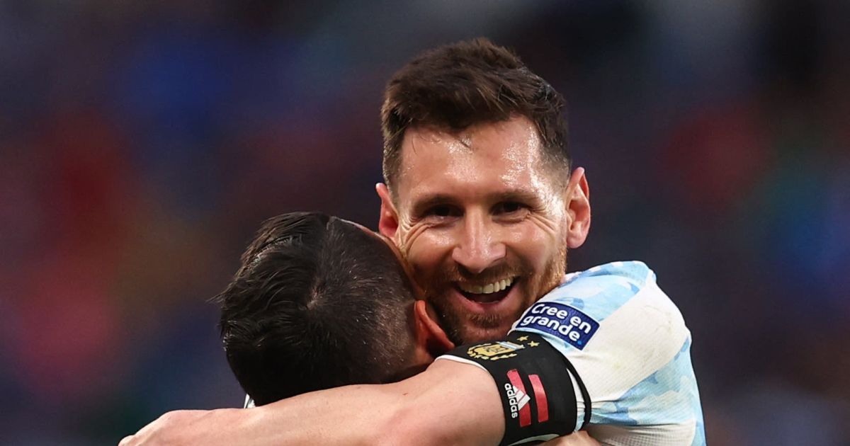 Messi ghi 5 bàn, Ronaldo lập cú đúp nhưng hỏng ăn ở khoảng cách 5m - Bóng Đá