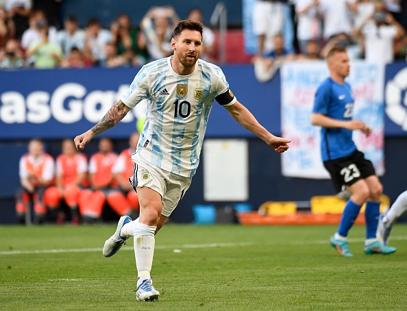 Ghi 5 bàn, Messi đạt cột mốc chưa ai làm được trong lịch sử bóng đá - Bóng Đá