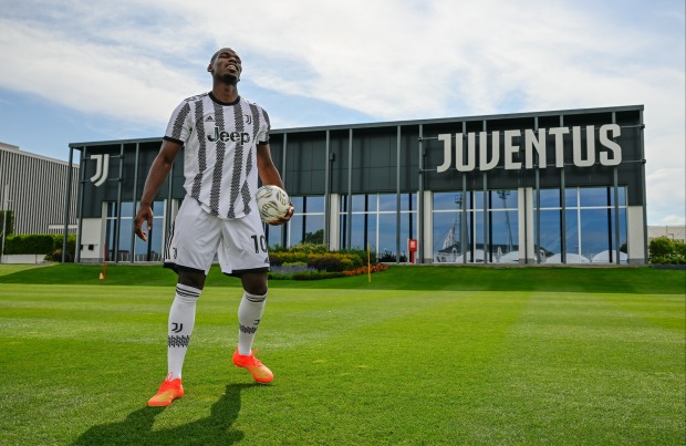Paul Pogba ra mắt Juventus với số áo lạ - Bóng Đá
