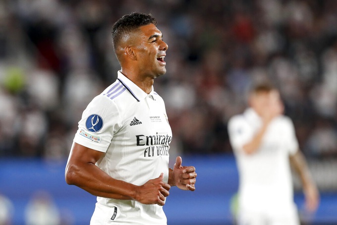 Manchester United are progressing in talks with Real Madrid for Casemiro as the player is interested in a move, reports David Ornstein - Bóng Đá