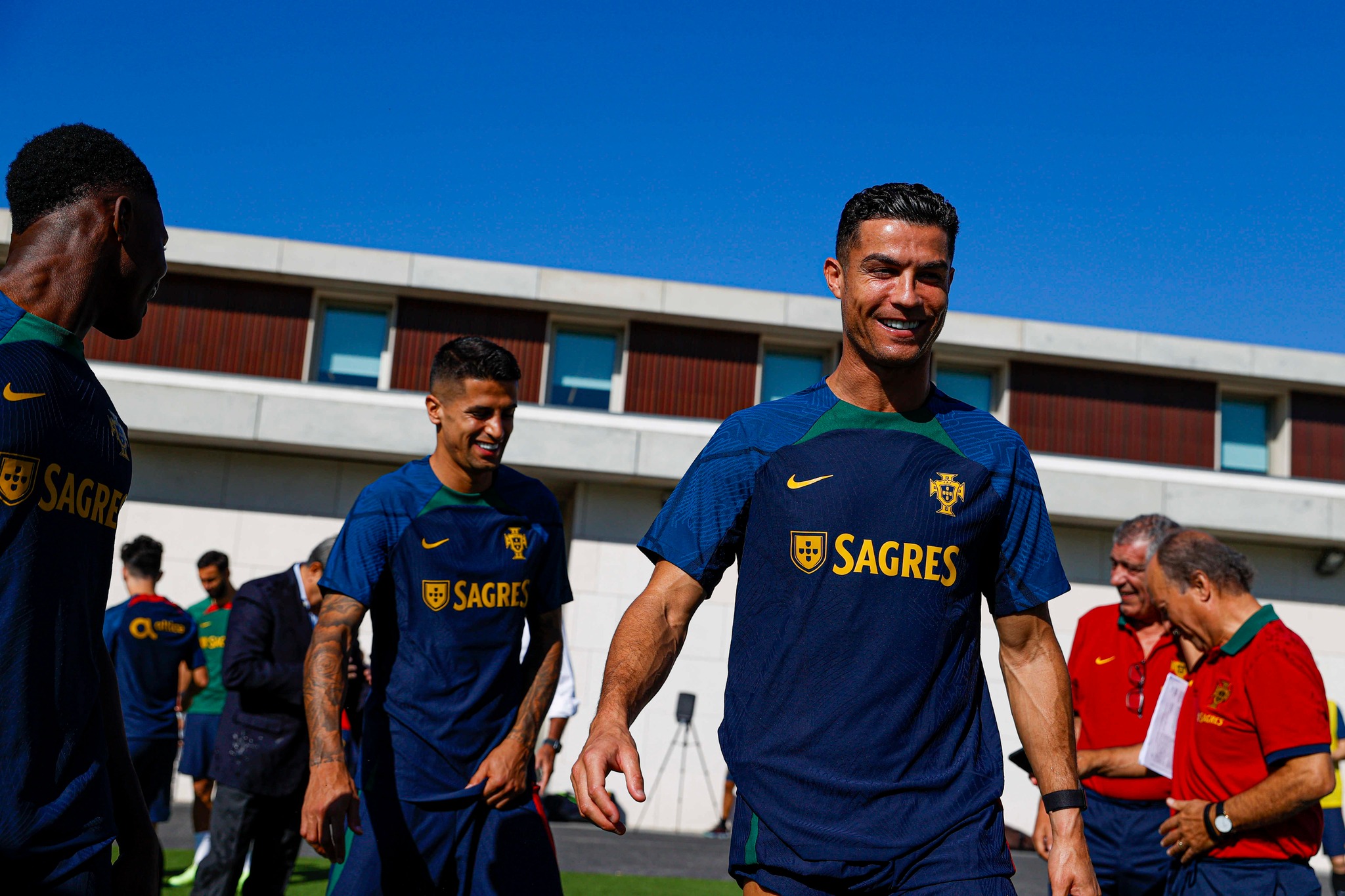 Nụ cười của Cristiano Ronaldo - Bóng Đá
