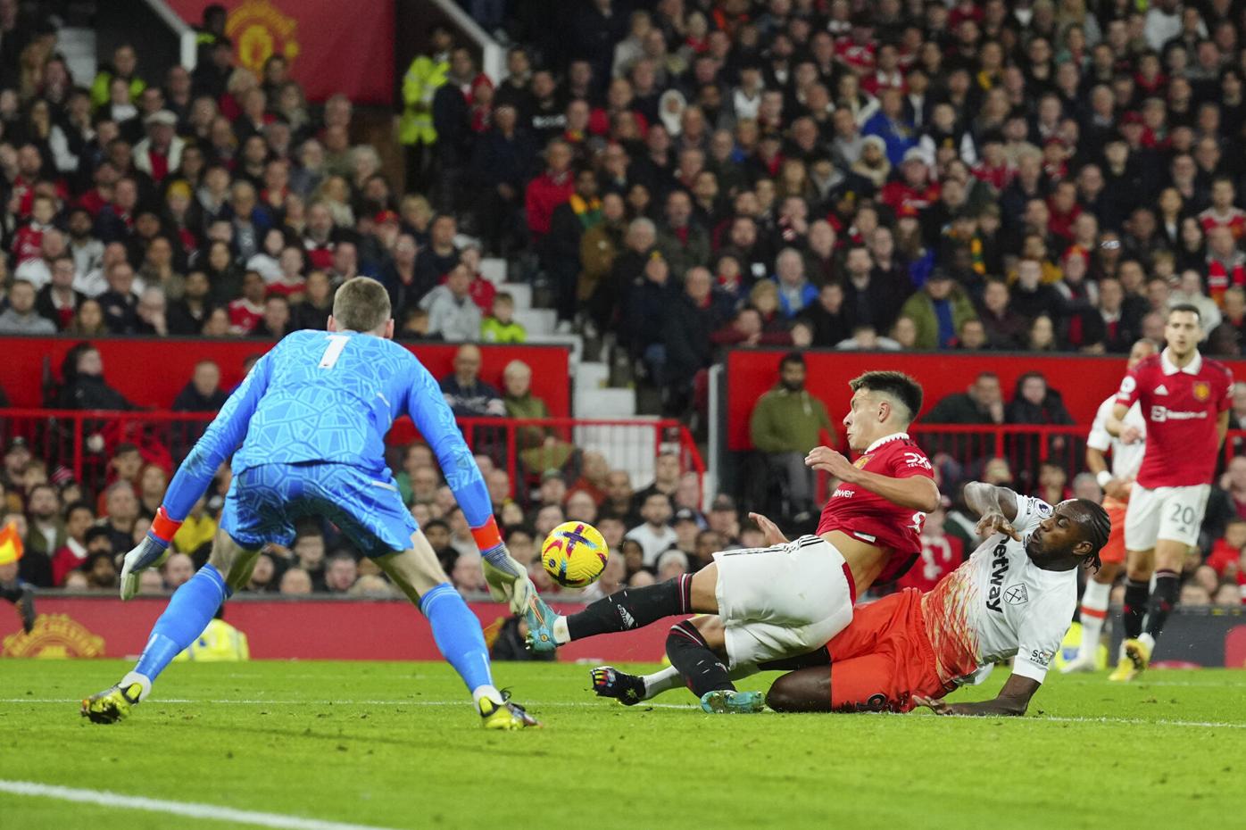 De Gea quá xuất sắc.