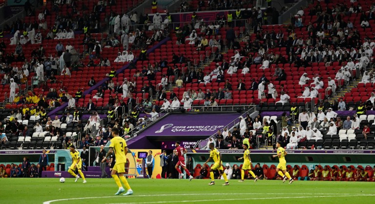 Xấu hổ Qatar! Điều chưa từng thấy ở một kỳ World Cup - Bóng Đá