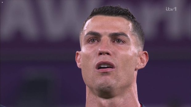 Ronaldo crying - Bóng Đá