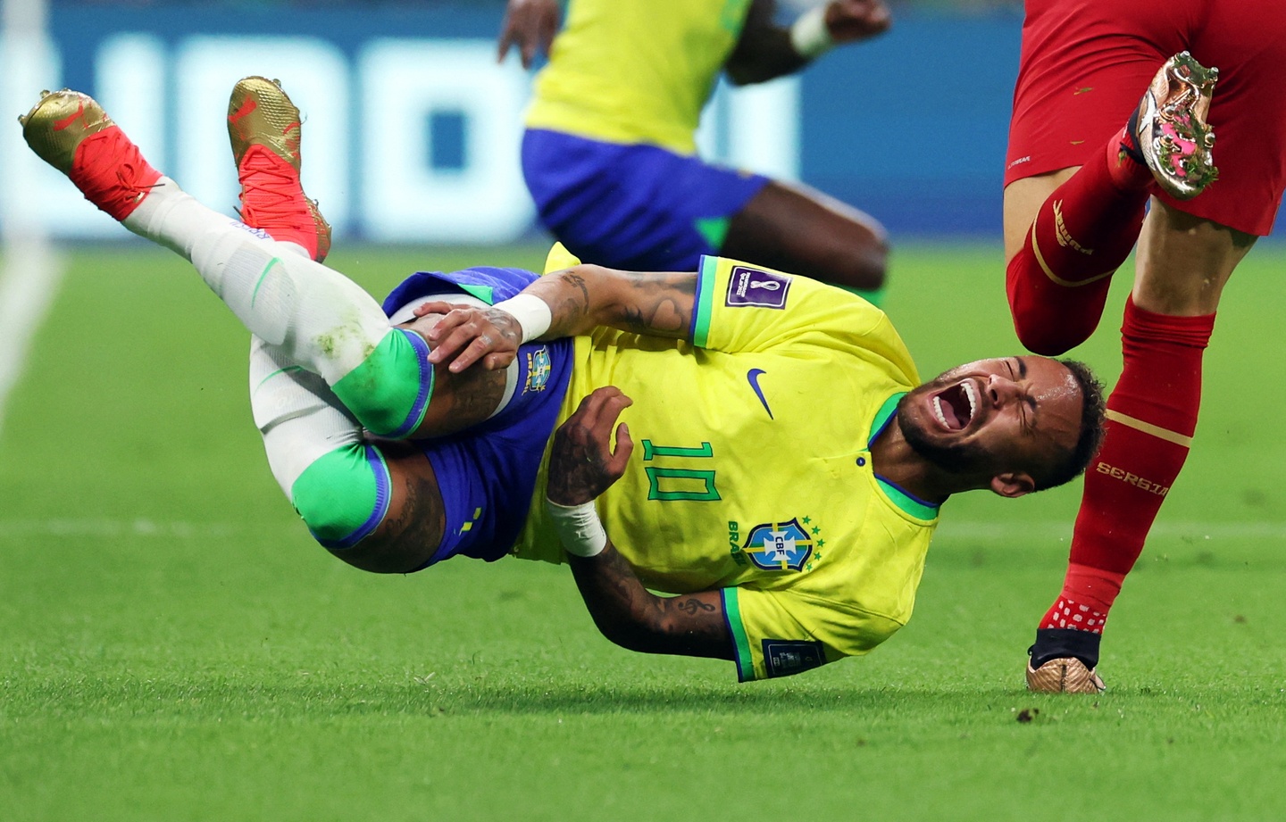 Neymar's World Cup could be over - Bóng Đá