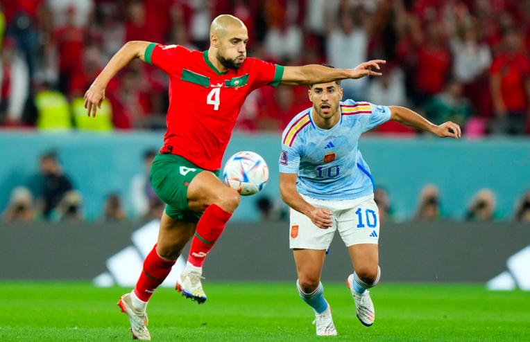 Liverpool want Sofyan Amrabat and his agent has told Fabrizio Romano that he is receiving a lot of calls for the Fiorentina midfielder. - Bóng Đá