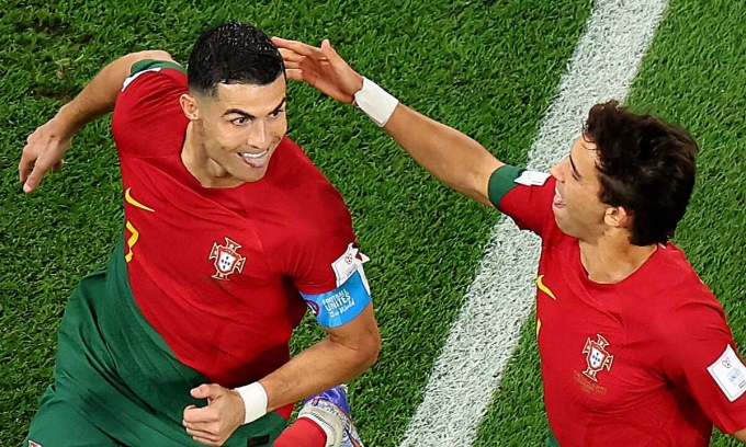 Ronaldo tiếp tục bị loại khỏi đội hình Bồ Đào Nha - Bóng Đá