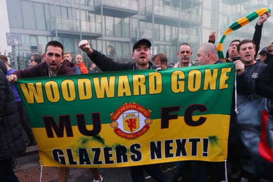 Avram Glazer holds talks with potential Manchester United buyers in Qatar - Bóng Đá