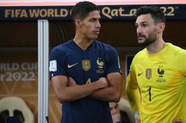 Man Utd star Raphael Varane reacts to France’s brutal World Cup final defeat - Bóng Đá