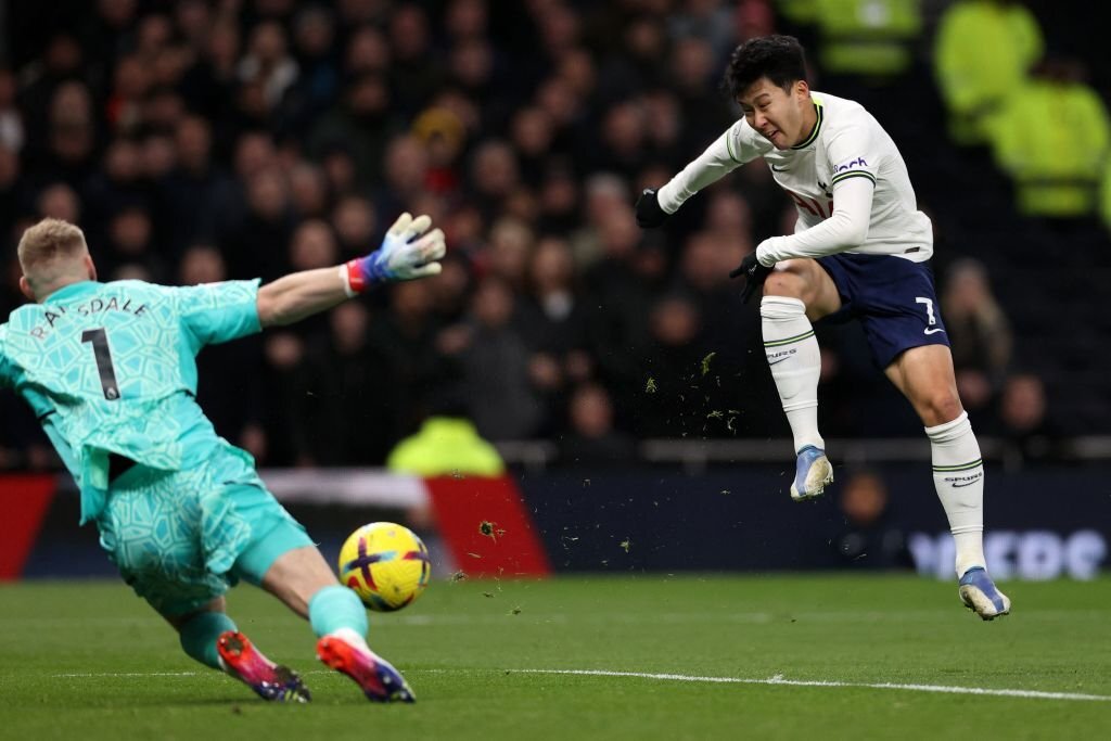 TRỰC TIẾP Tottenham 0-1 Arsenal (H1): Saka mở tỷ số - Bóng Đá