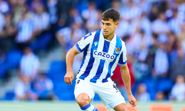 Mundo Deportivo report Martin Zubimendi’s preferred next step in his career is a move to the Premier League. - Bóng Đá