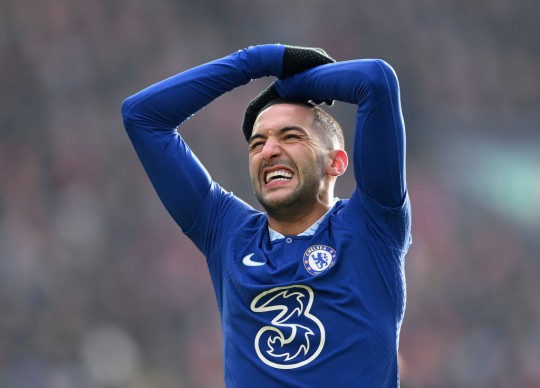 Graham Potter tells Hakim Ziyech he still has ‘important role’ to play at Chelsea this season after PSG move collapses - Bóng Đá