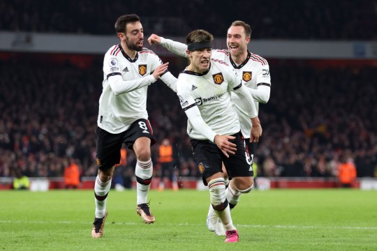 Martinez chơi hay trong màu áo Man Utd.