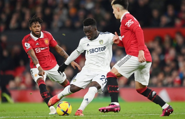 Sabitzer chưa được đá cạnh Casemiro.