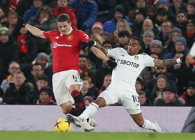 Juventus is weighing up a move for Manchester United loanee - Bóng Đá