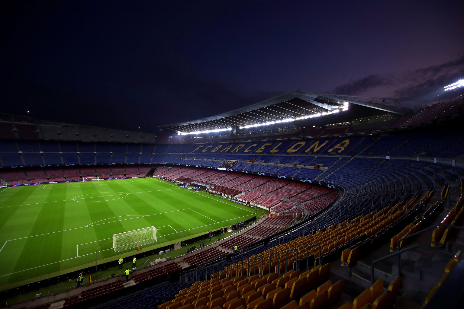 Barcelona could pocket €3-4 million from Manchester United clash – report - Bóng Đá