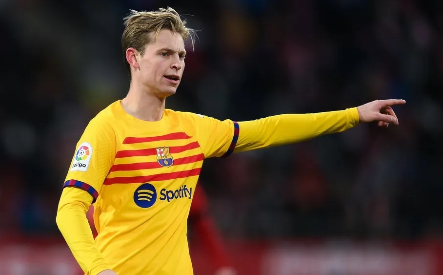 Frenkie de Jong interested in Manchester United move to link up with Casemiro in midfield - Bóng Đá