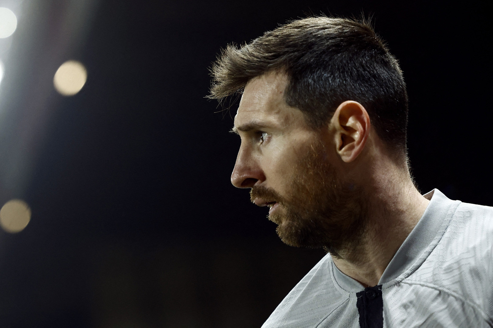 11 top statistics of Messi after going down in history - Football