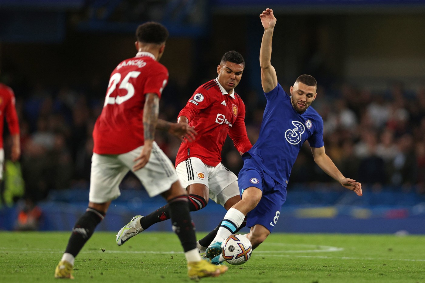 Man Utd có thể mang về một Nemanja Matic 2.0 từ Chelsea - Bóng Đá