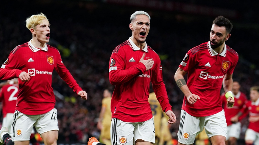 Man Utd cần thắng để tạo lợi thế trước đối thủ.