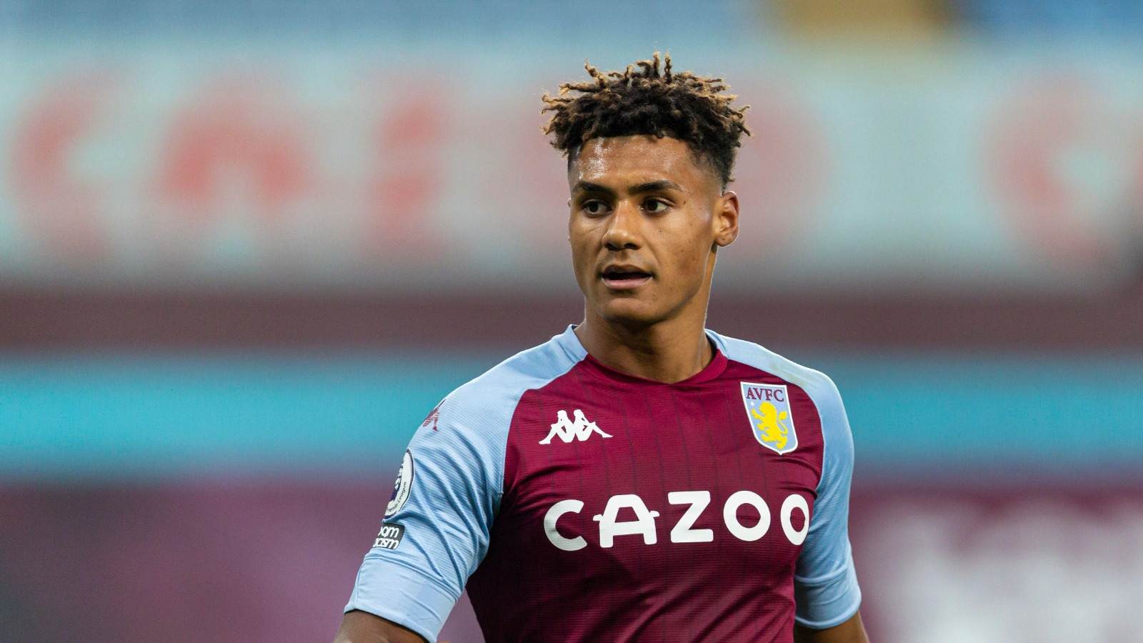 Arsenal are reportedly eyeing a shock summer move for Aston Villa striker Ollie Watkins - Bóng Đá