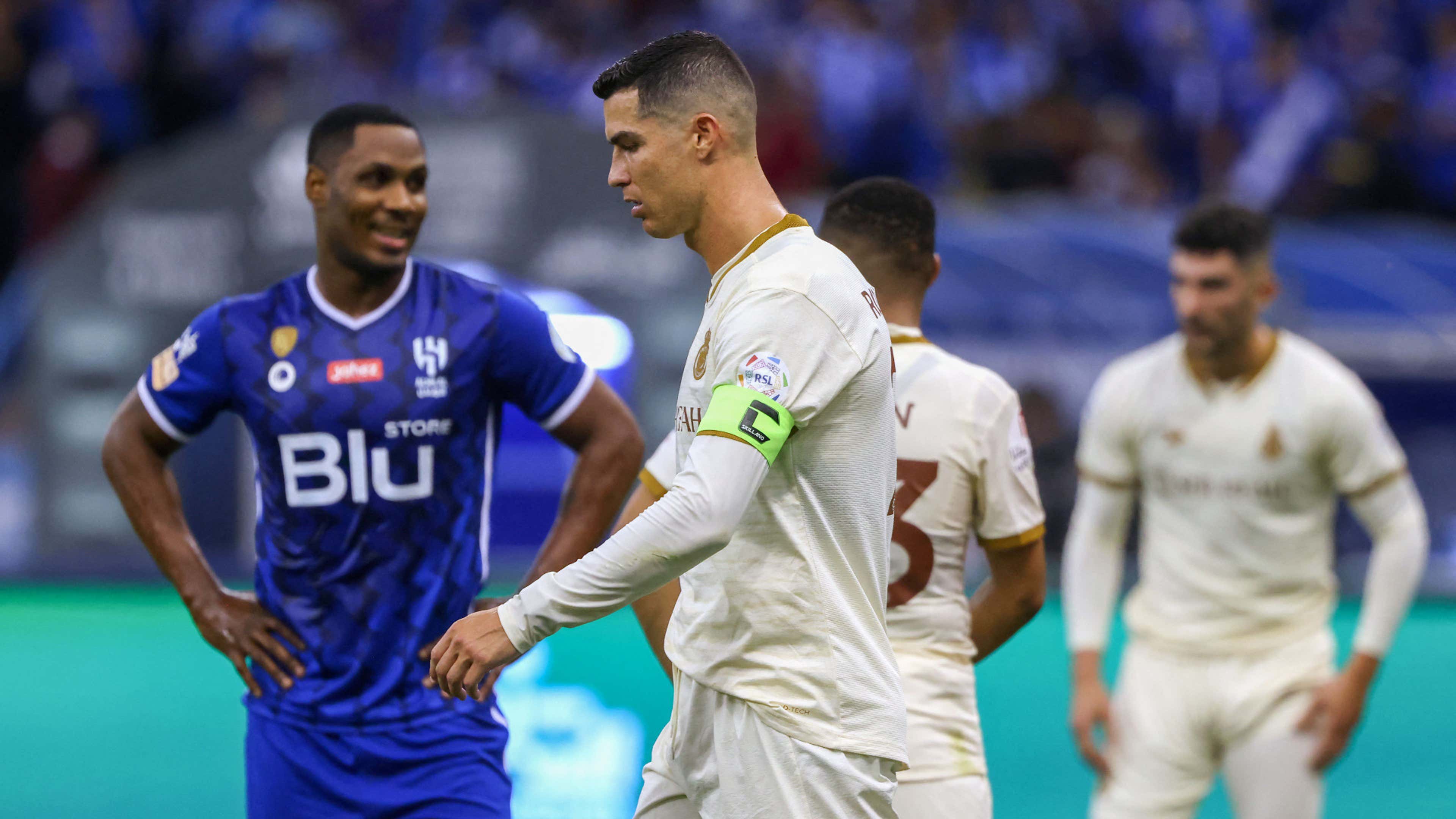 Cựu tiền đạo M.U lập cú đúp, Ronaldo nguy cơ trắng tay 2 mùa liền - Bóng Đá