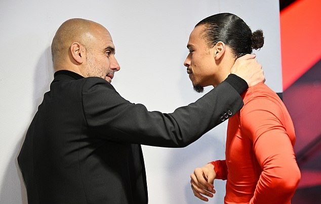 Pep Guardiola consoles a DISTRAUGHT Leroy Sane after Bayern Munich are knocked out of the Champions League - Bóng Đá