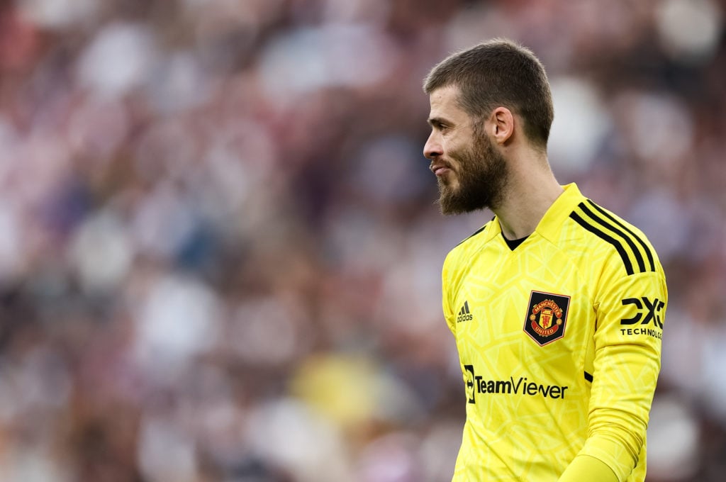 David De Gea tops the charts for the entirety of the Premier League for one of the worst possible statistics. - Bóng Đá