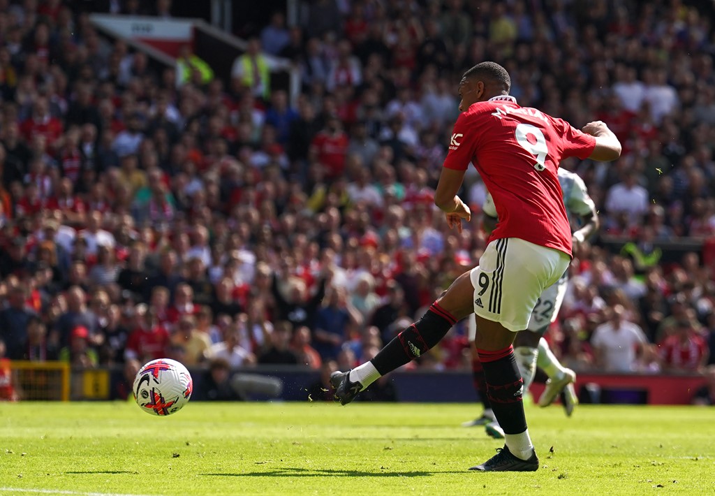  TRỰC TIẾP Man Utd 1-0 Wolves (H1): Martial ghi bàn - Bóng Đá