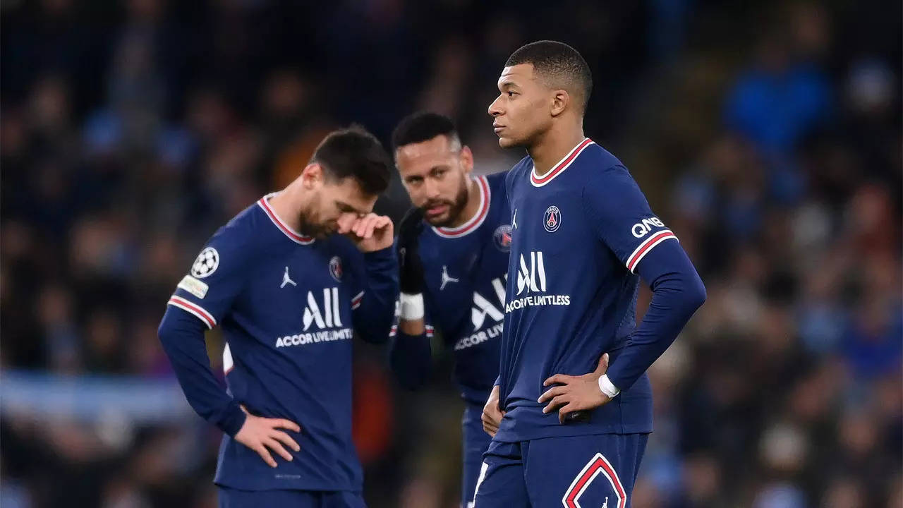 Khả năng Mbappe sẽ thay đổi đội bóng trong hè này. Khi ấy, bộ ba tưởng chừng đủ sức giúp PSG chinh phục mọi danh hiệu sẽ chính thức tan vỡ.