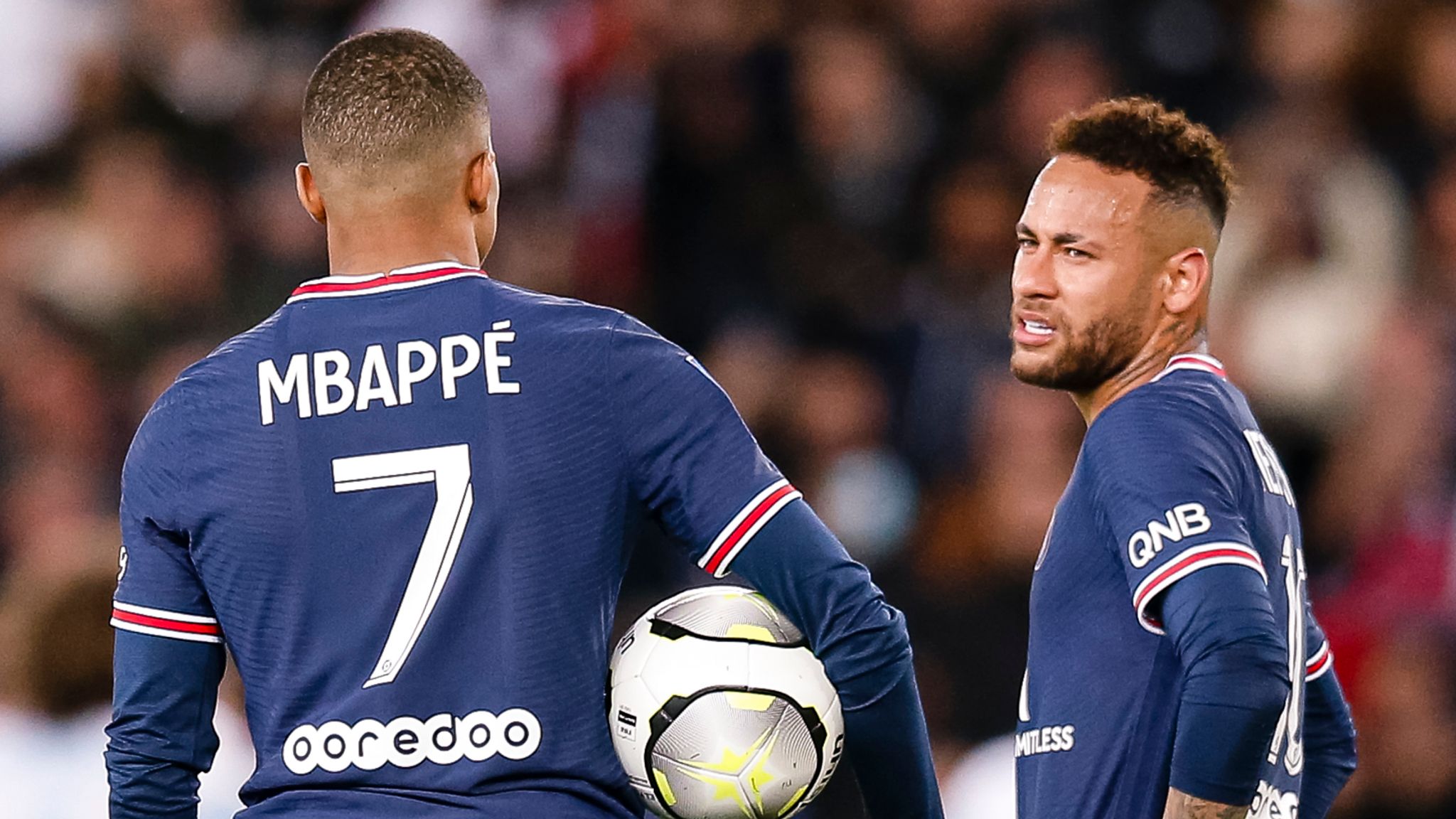 PSG would be open to Neymar staying, but that may depend on the future of Kylian Mbappe - Bóng Đá