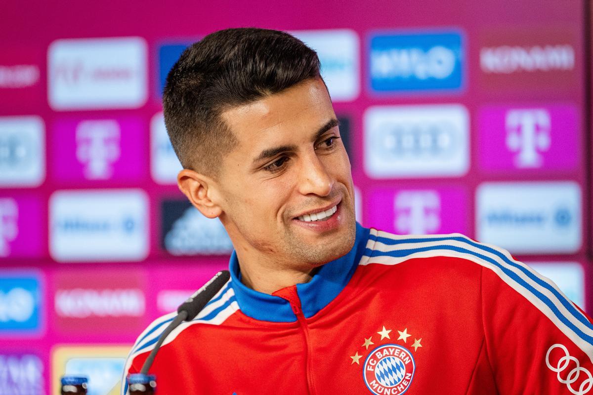 Chưa dừng lại ở đây, Arsenal cũng chưa từ bỏ việc theo đuổi Joao Cancelo trong bối cảnh hậu vệ này không còn muốn gắn bó với Man City.